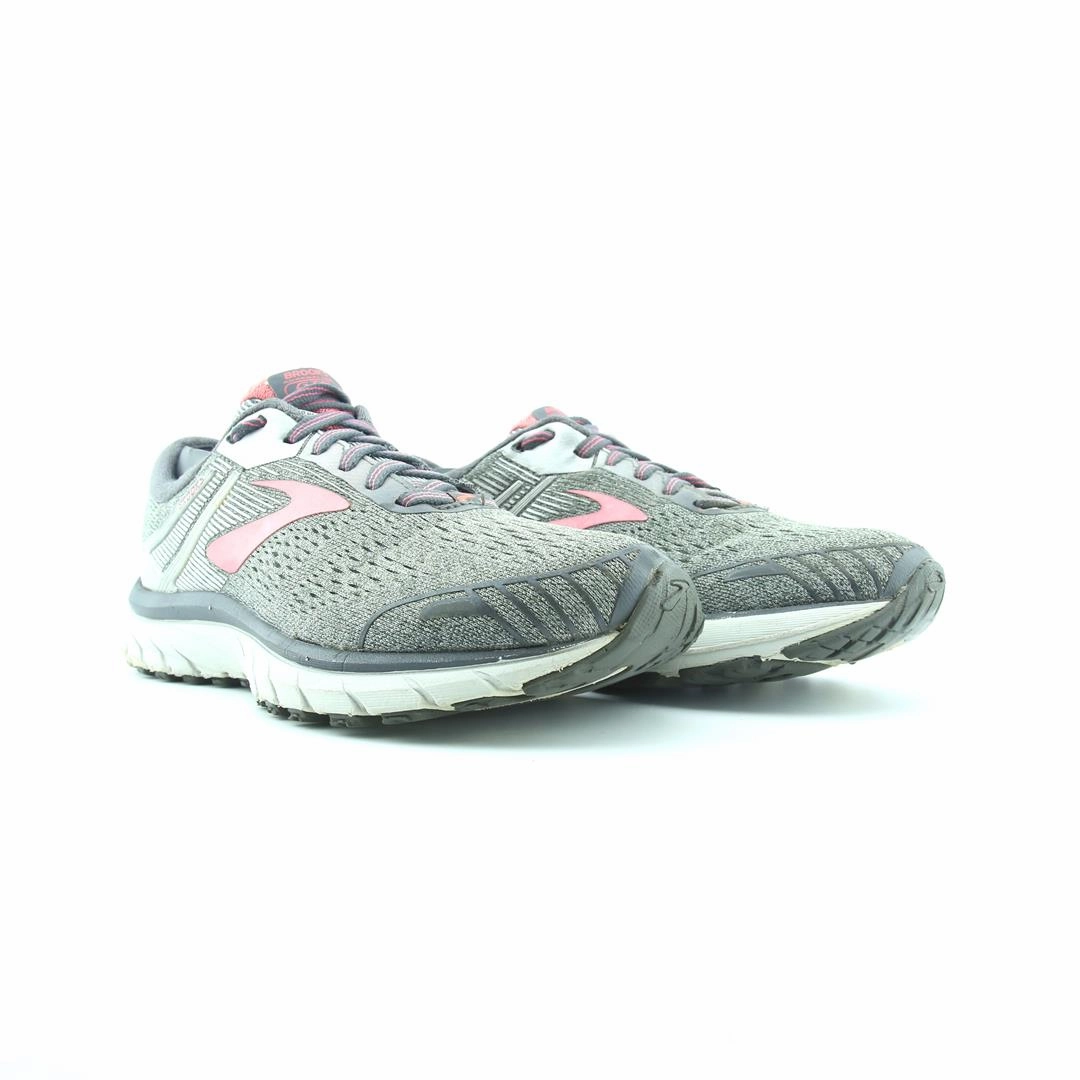 BROOKS ADRENALINE GTS 18 Brooks trainer design images