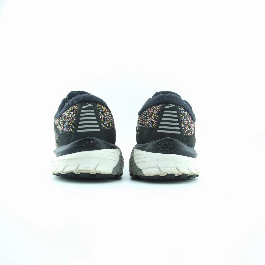 BROOKS ADRENALINE GTS 18 Brooks trainer design images