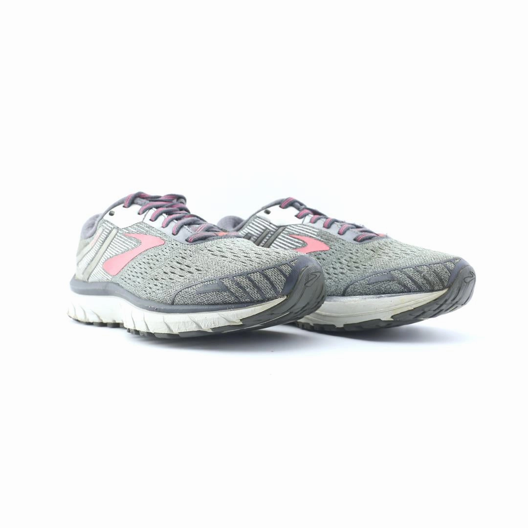 BROOKS ADRENALINE GTS 18 lightweight running shoe photos