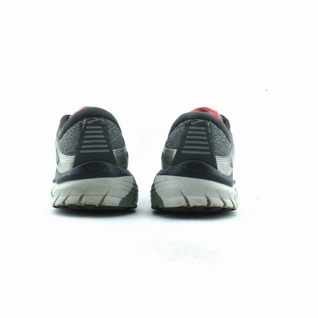 BROOKS ADRENALINE GTS 18 performance running shoe visuals