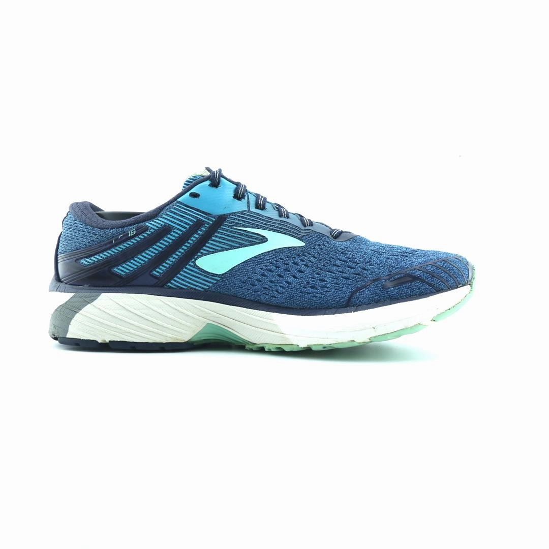BROOKS ADRENALINE GTS 18 performance running shoe visuals
