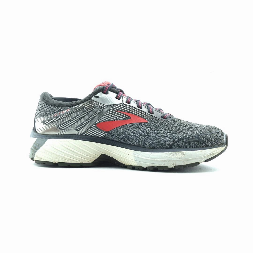 BROOKS ADRENALINE GTS 18 performance running shoe visuals