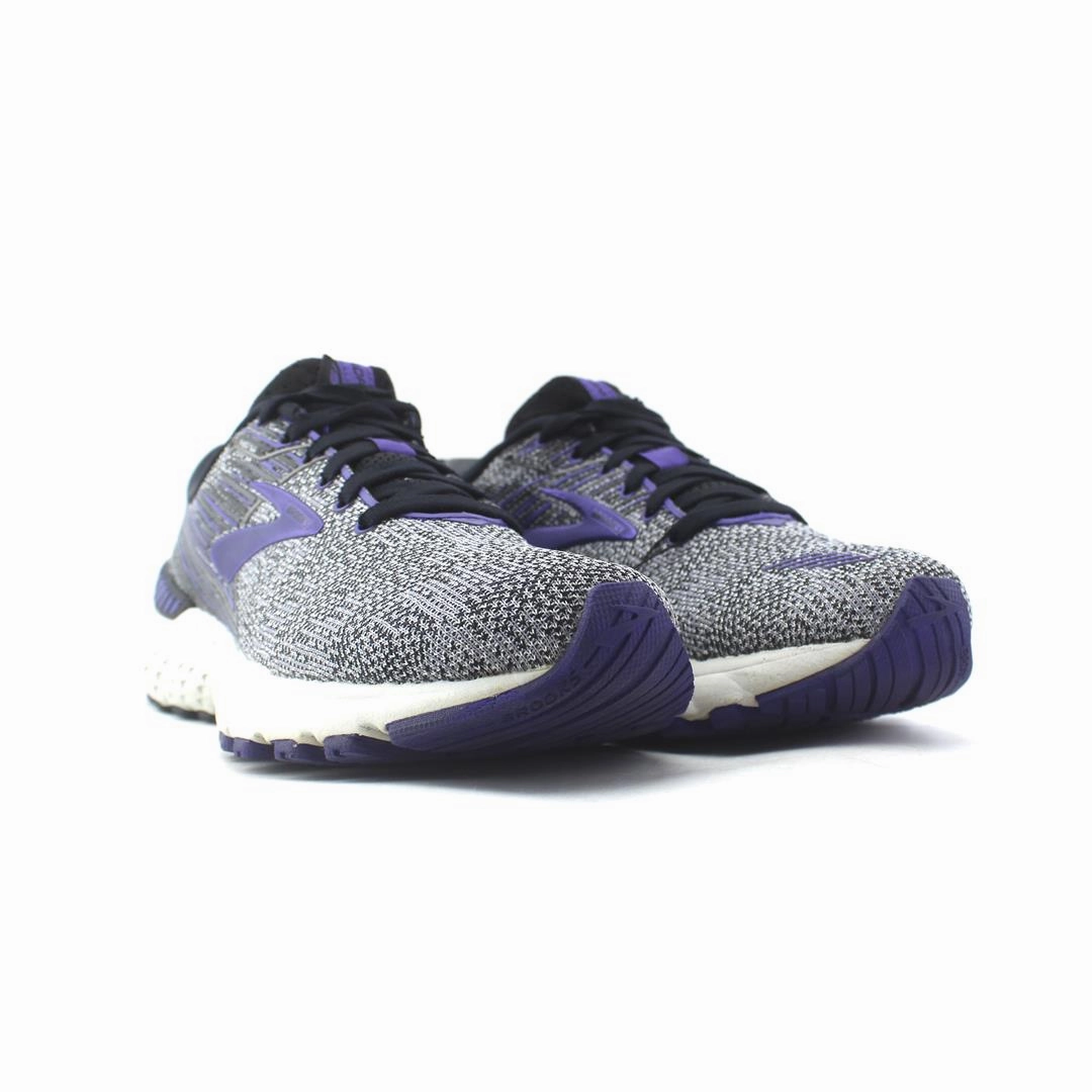 BROOKS ADRENALINE GTS 19 Brooks running shoe close-ups