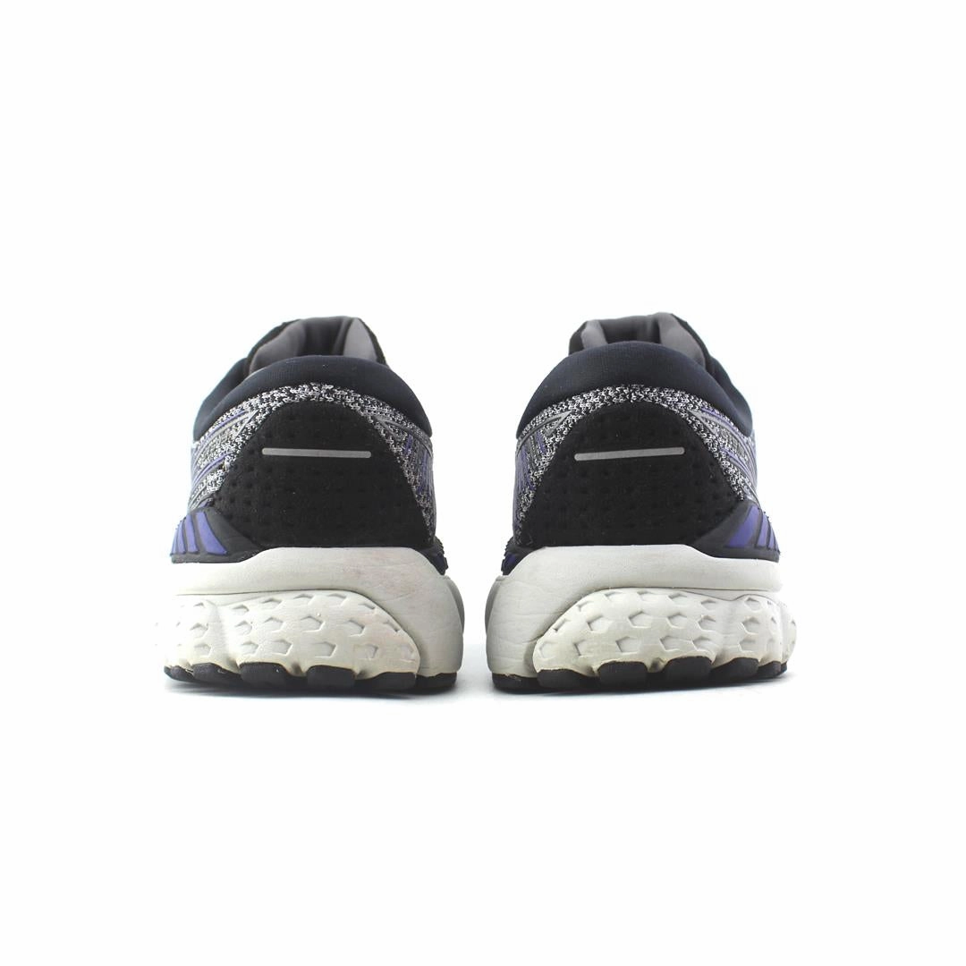 BROOKS ADRENALINE GTS 19 Brooks running shoe close-ups