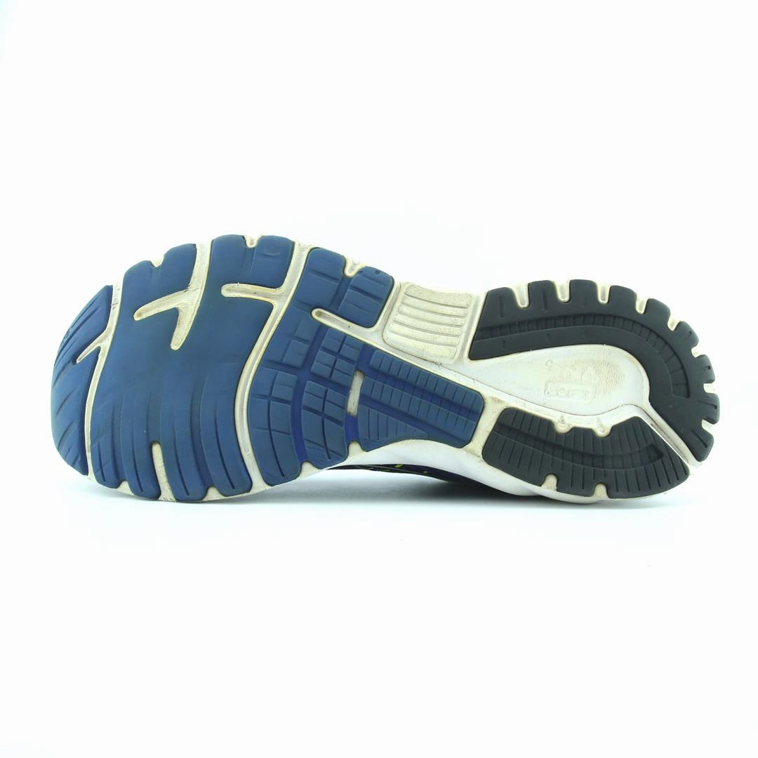 BROOKS ADRENALINE GTS 19 Brooks trainer design images