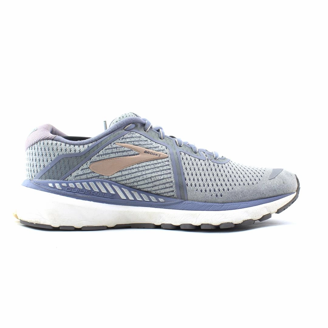 BROOKS ADRENALINE GTS 20 Brooks running footwear shots