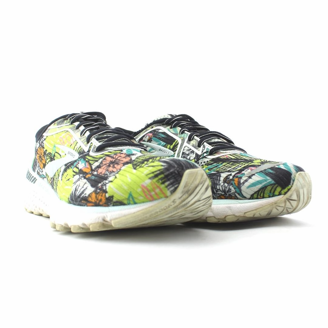 BROOKS ADRENALINE GTS 20 Brooks running shoe close-ups