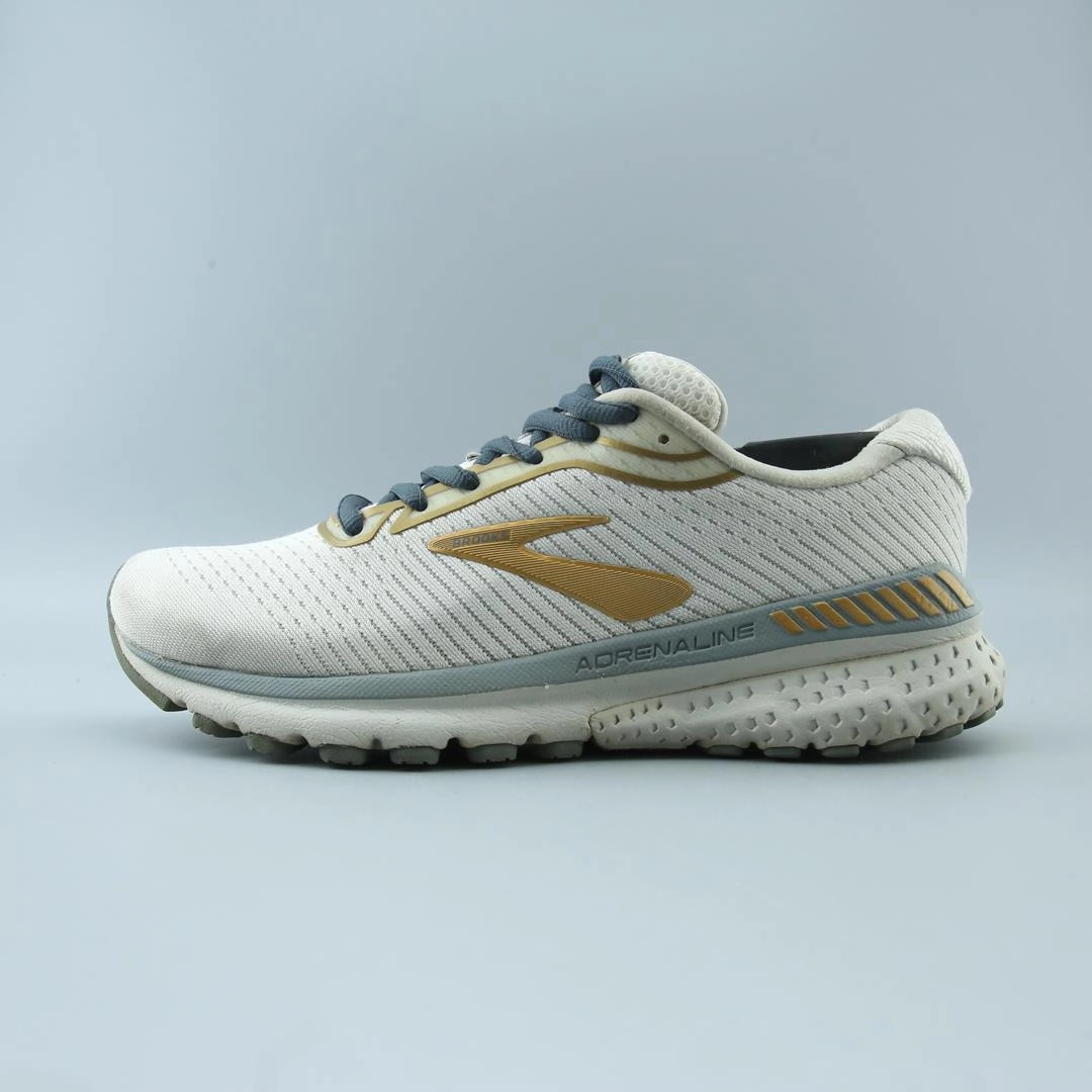 BROOKS ADRENALINE GTS 20 Brooks durable running sneaker designs