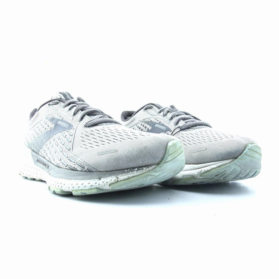 BROOKS ADRENALINE GTS 21 athletic Brooks shoe snapshots