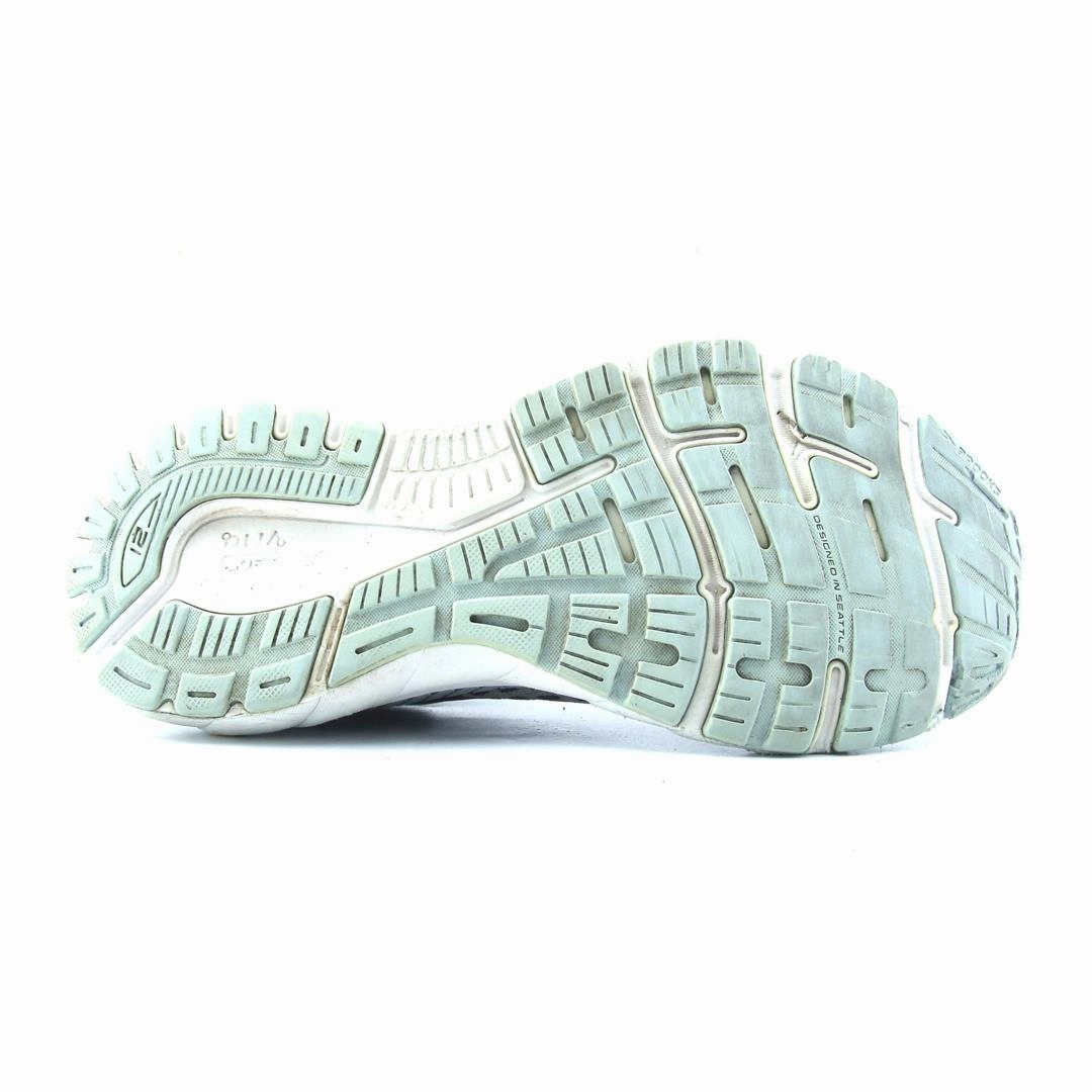 BROOKS ADRENALINE GTS 21 athletic Brooks shoe snapshots
