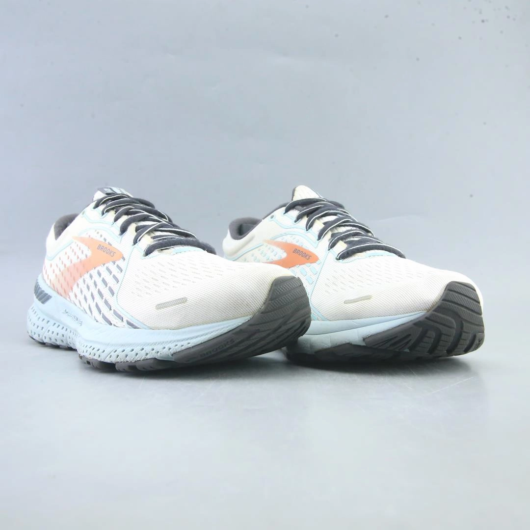 BROOKS ADRENALINE GTS 21 athletic Brooks shoe snapshots