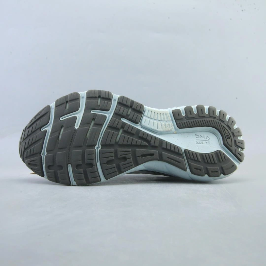 BROOKS ADRENALINE GTS 21 athletic Brooks shoe snapshots