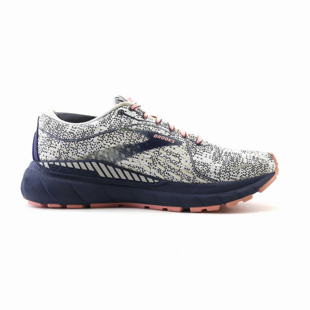 BROOKS ADRENALINE GTS 21 Brooks running footwear shots