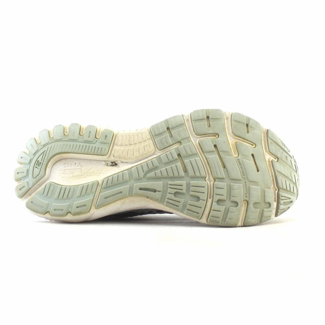 BROOKS ADRENALINE GTS 21 Brooks running footwear shots
