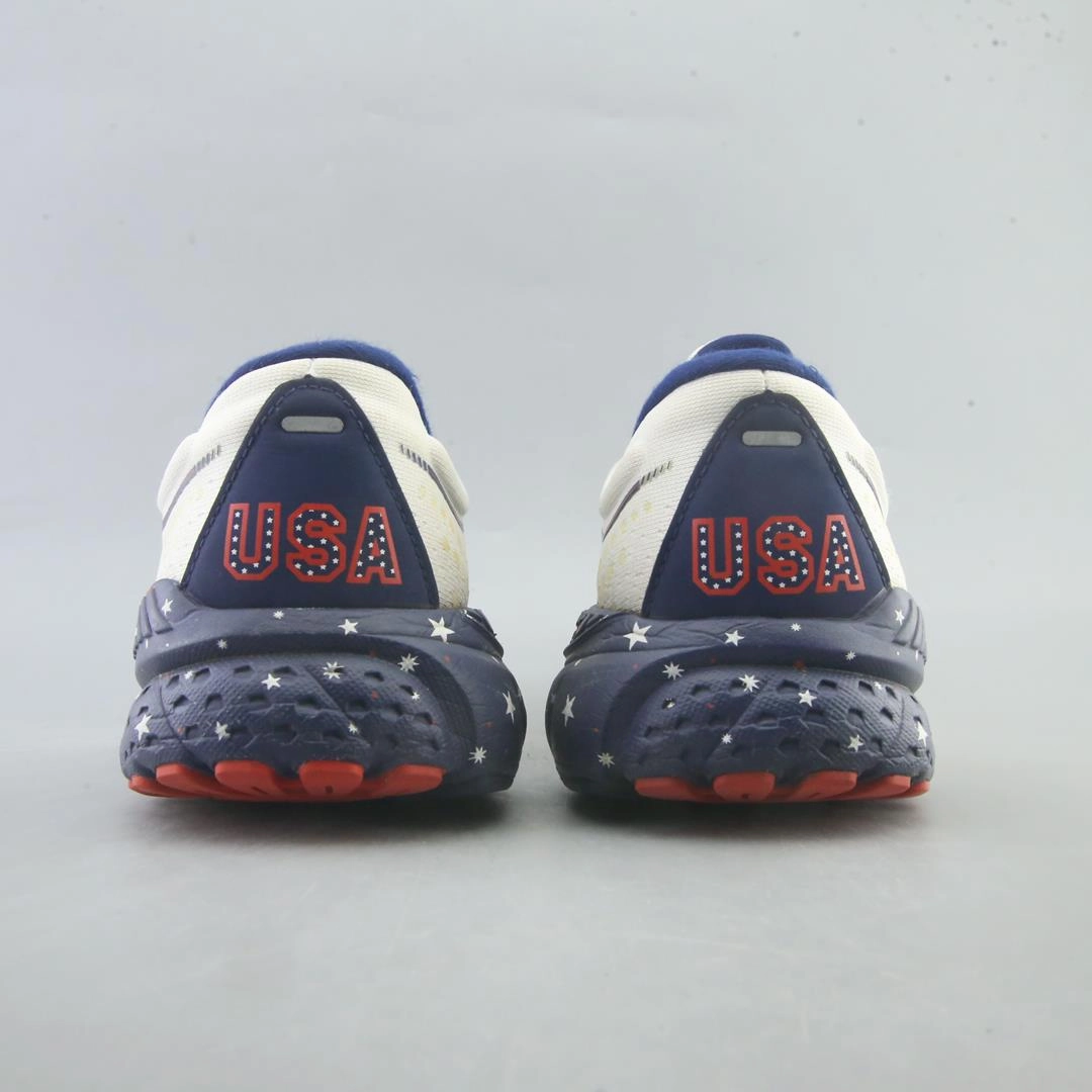 BROOKS ADRENALINE GTS 21 Brooks running shoe close-ups