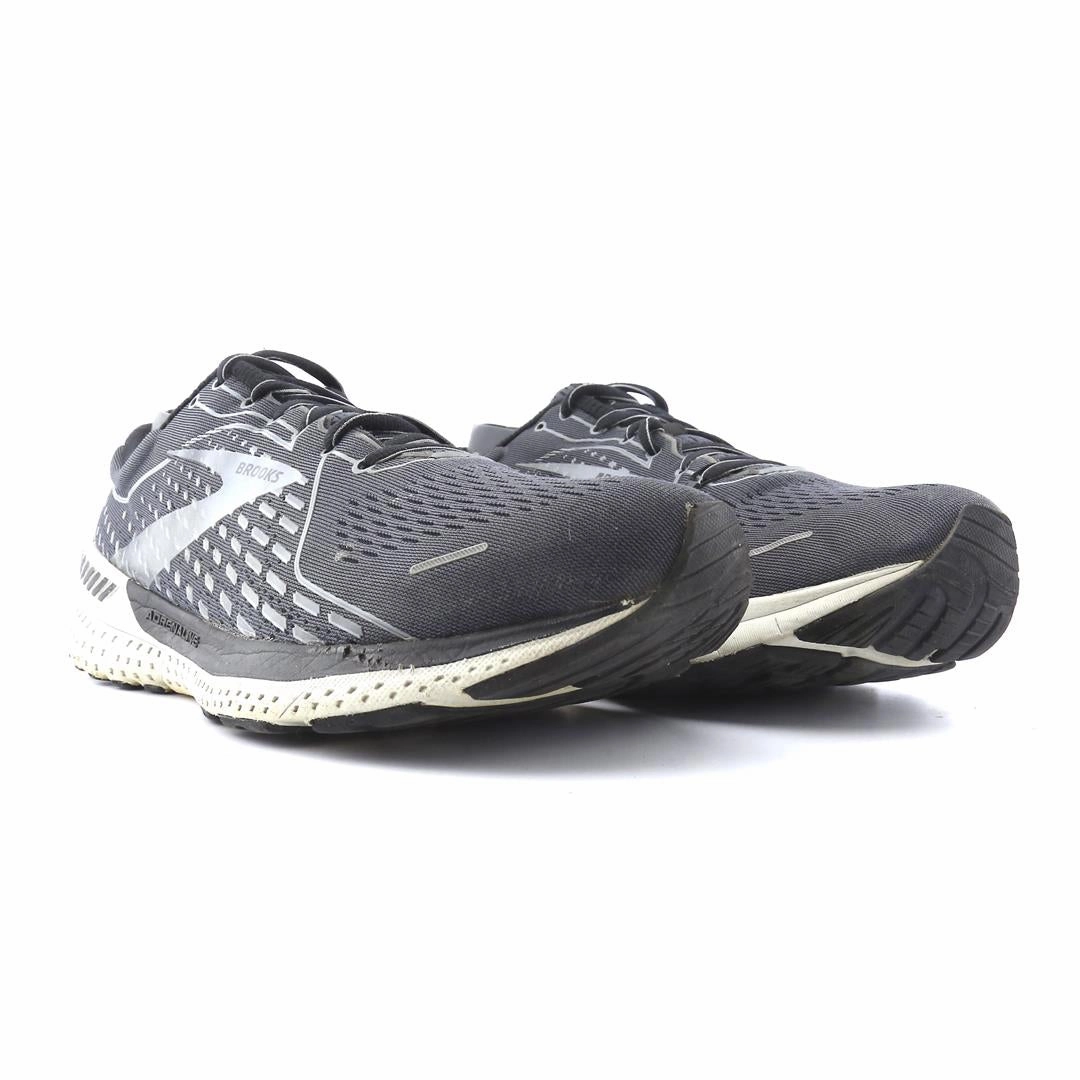 BROOKS ADRENALINE GTS 21 Brooks running shoe close-ups