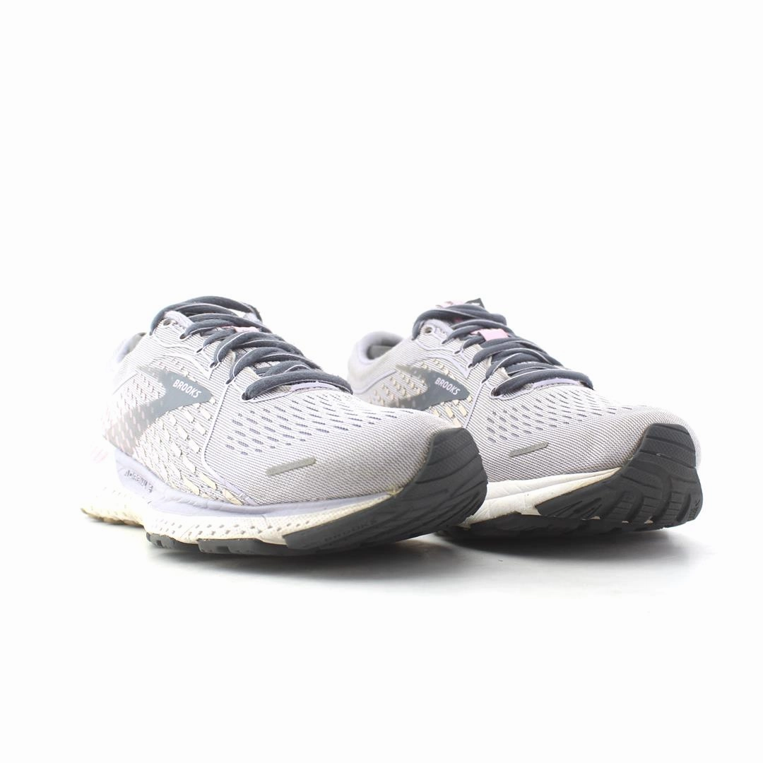 BROOKS ADRENALINE GTS 21 Brooks running shoe close-ups