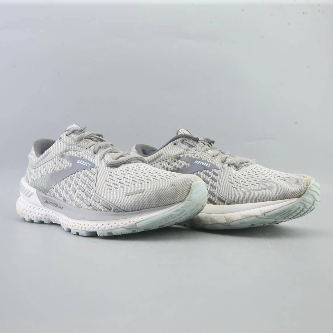 BROOKS ADRENALINE GTS 21 Brooks running shoe close-ups