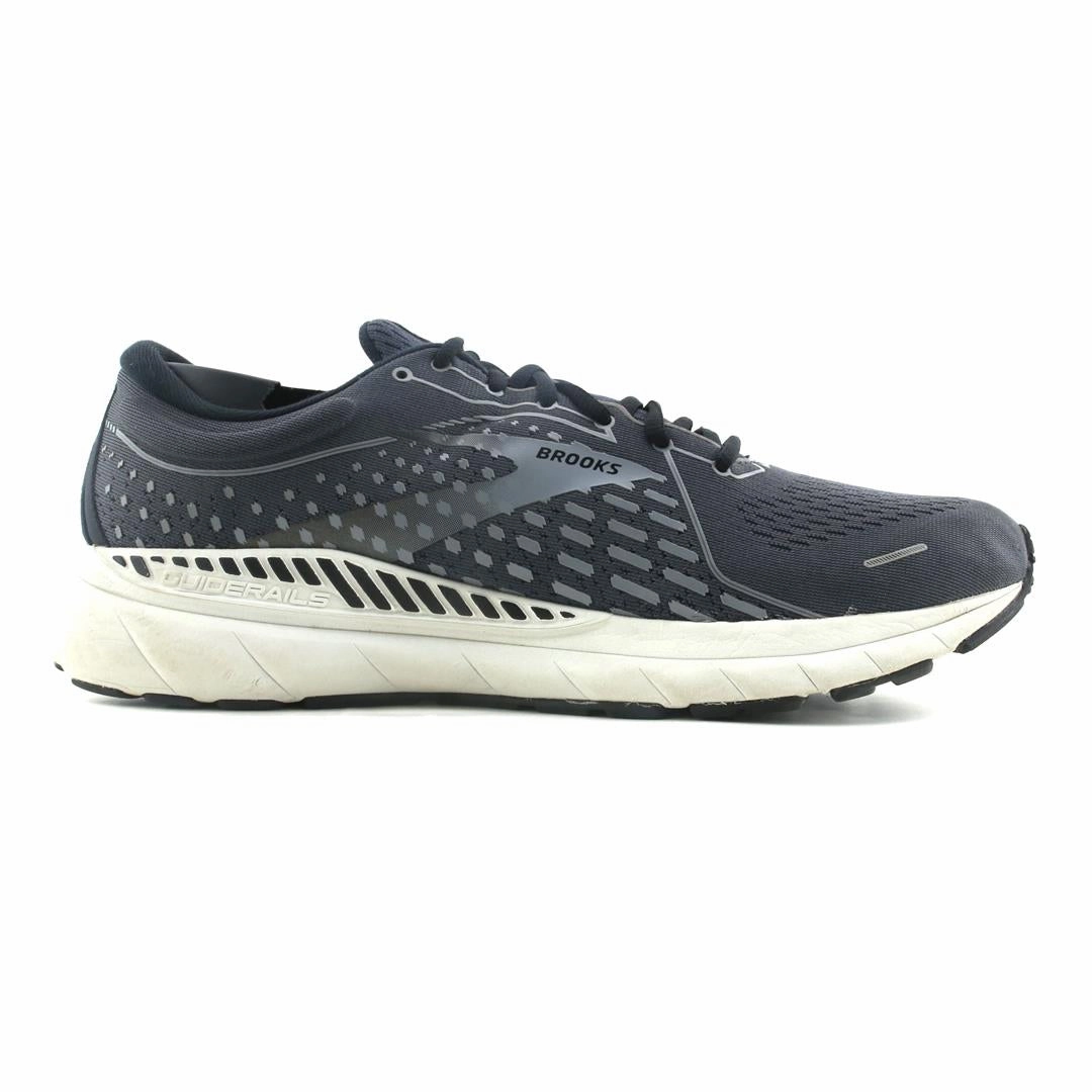 BROOKS ADRENALINE GTS 21 Brooks running shoe close-ups