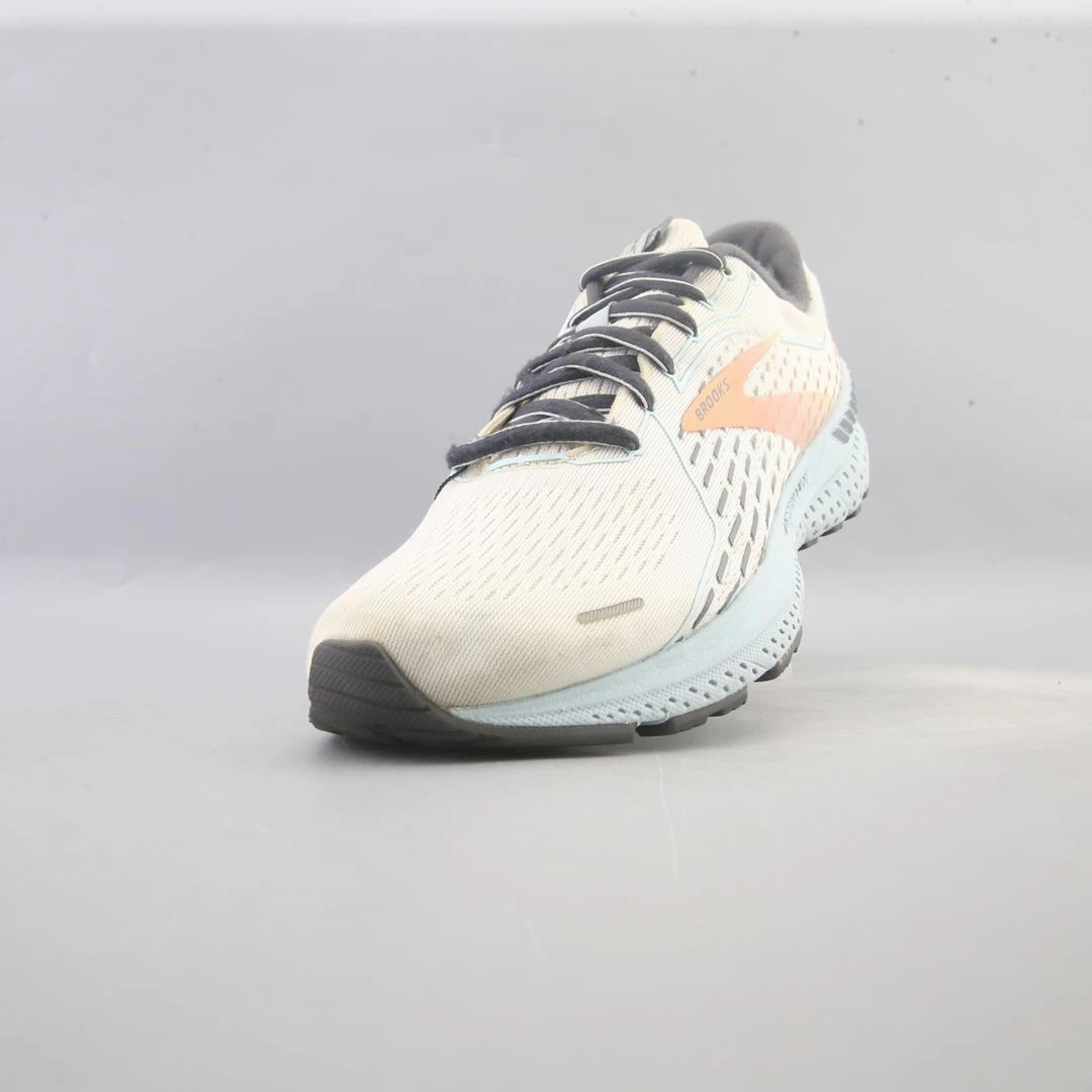 BROOKS ADRENALINE GTS 21 Brooks running shoe close-ups