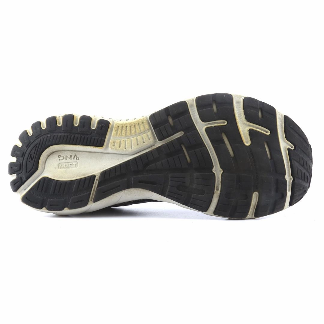 BROOKS ADRENALINE GTS 21 Brooks running shoe close-ups