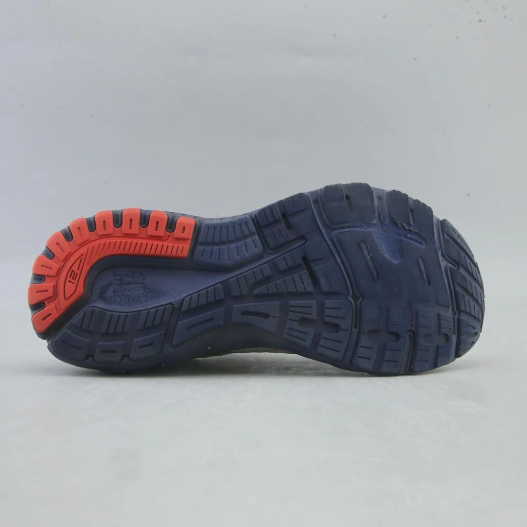 BROOKS ADRENALINE GTS 21 Brooks running shoe close-ups