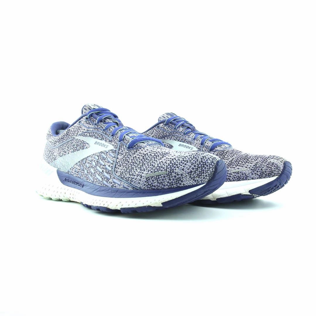 BROOKS ADRENALINE GTS 21 Brooks trainer design images