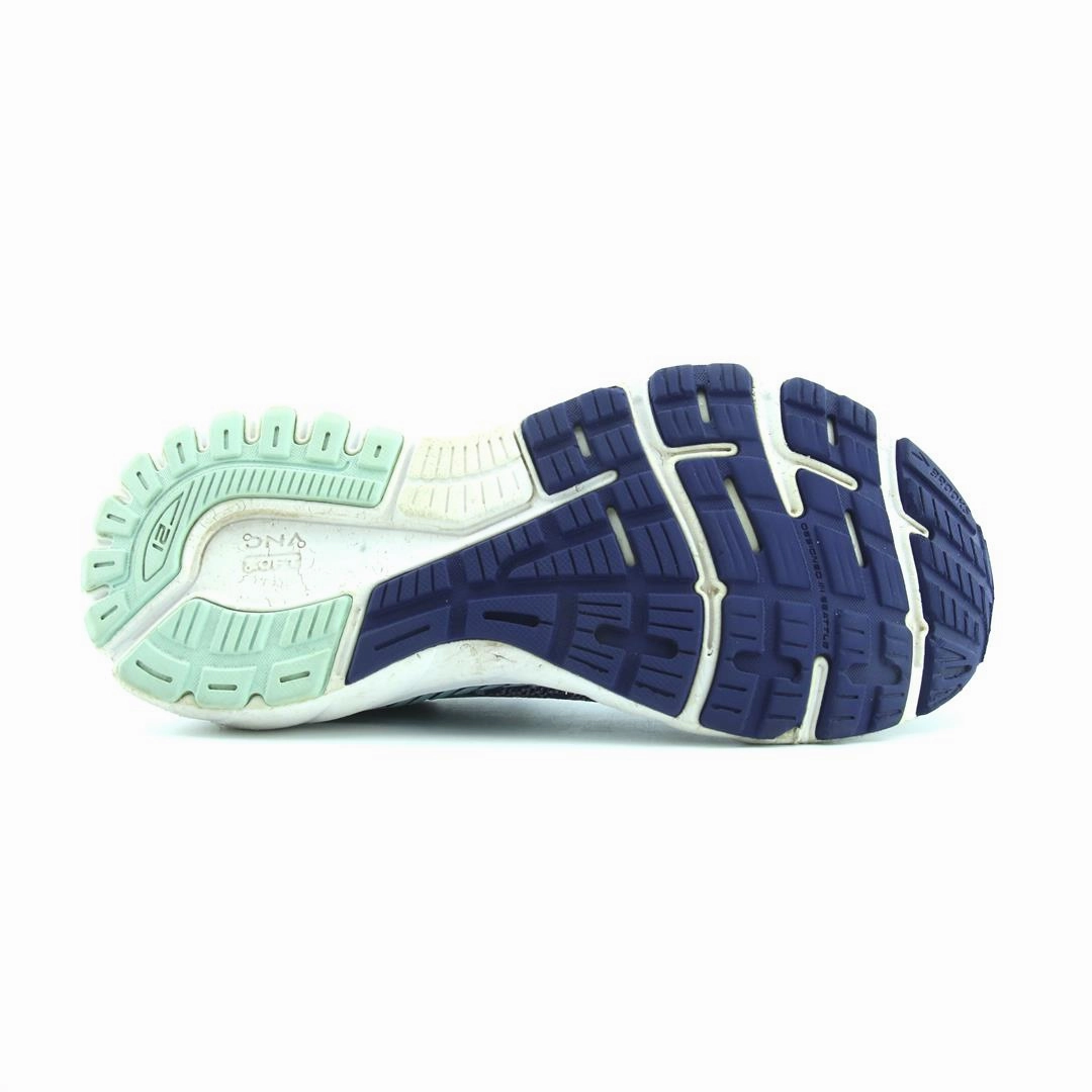 BROOKS ADRENALINE GTS 21 Brooks trainer design images