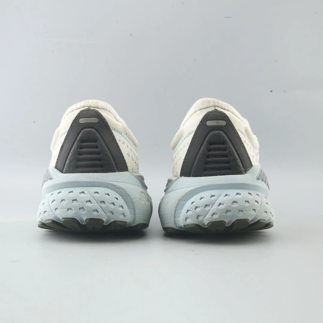 BROOKS ADRENALINE GTS 21 Brooks trainer design images