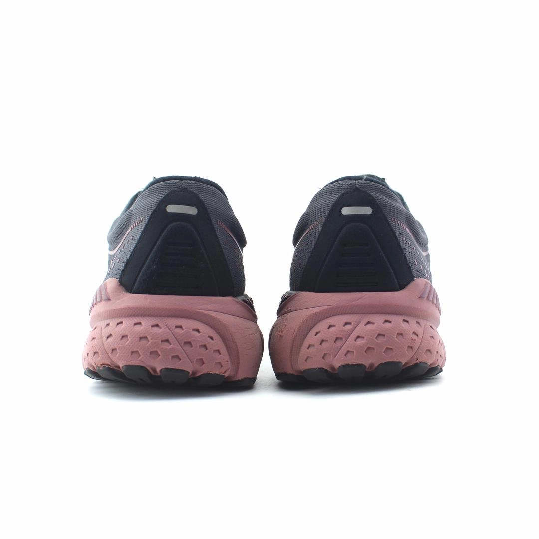 BROOKS ADRENALINE GTS 21 Brooks trainer design images