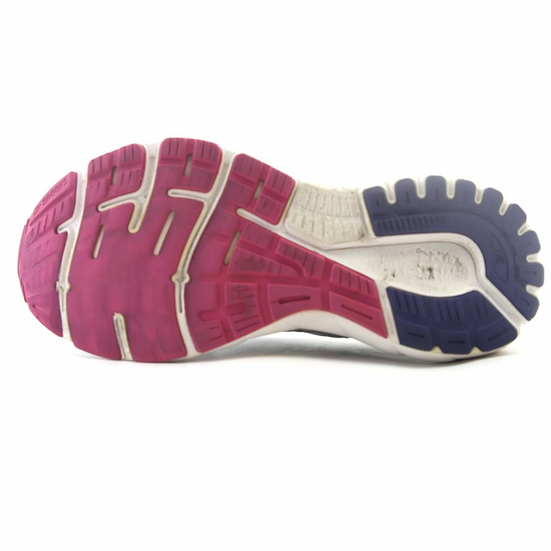 BROOKS ADRENALINE GTS 21 Brooks trainer design images