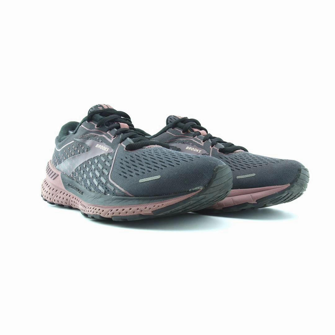 BROOKS ADRENALINE GTS 21 Brooks trainer design images