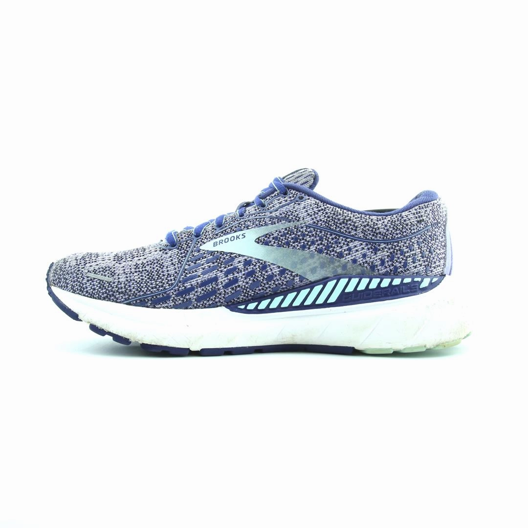 BROOKS ADRENALINE GTS 21 Brooks trainer design images