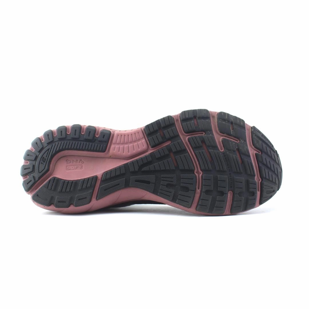 BROOKS ADRENALINE GTS 21 Brooks trainer design images