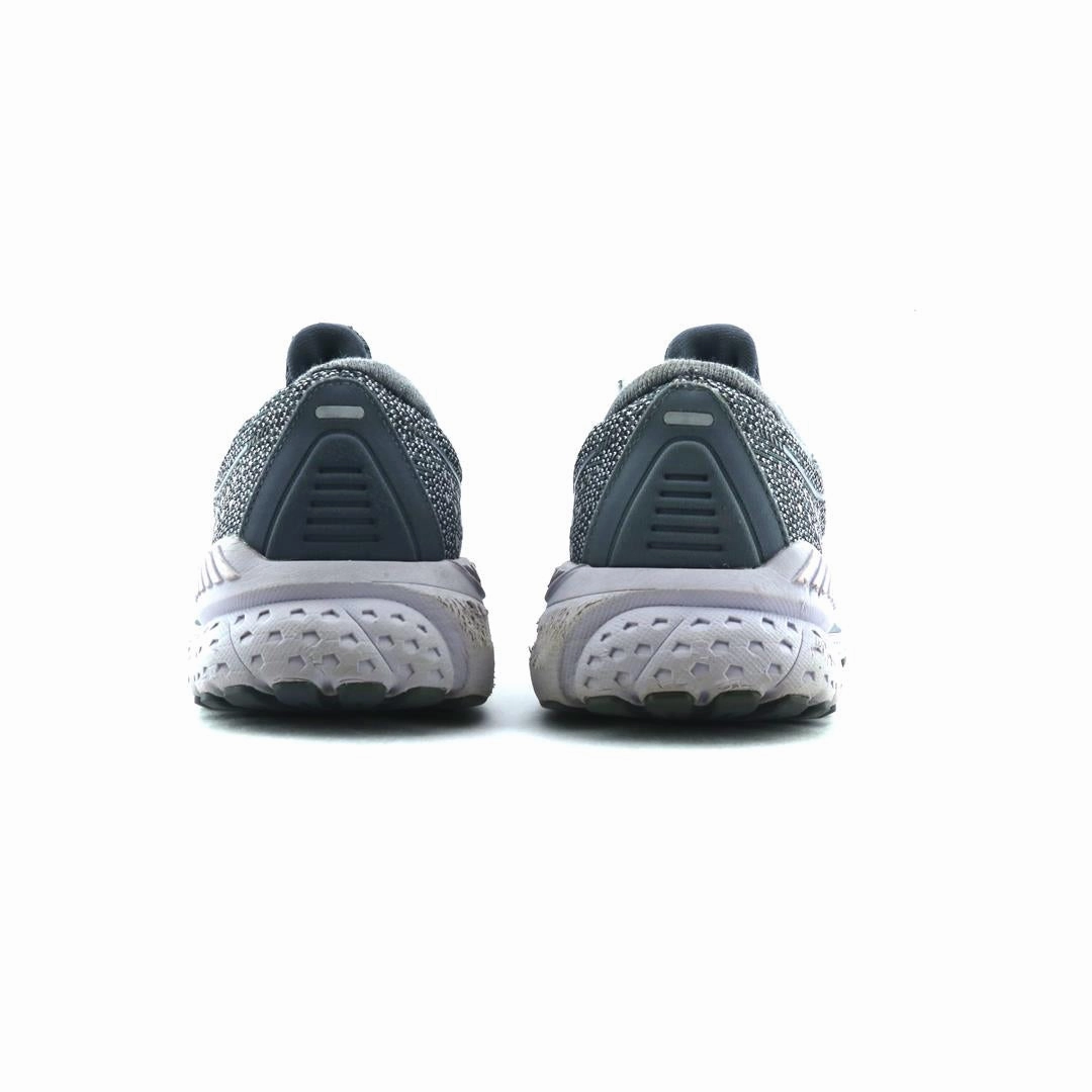 BROOKS ADRENALINE GTS 21 performance running shoe visuals