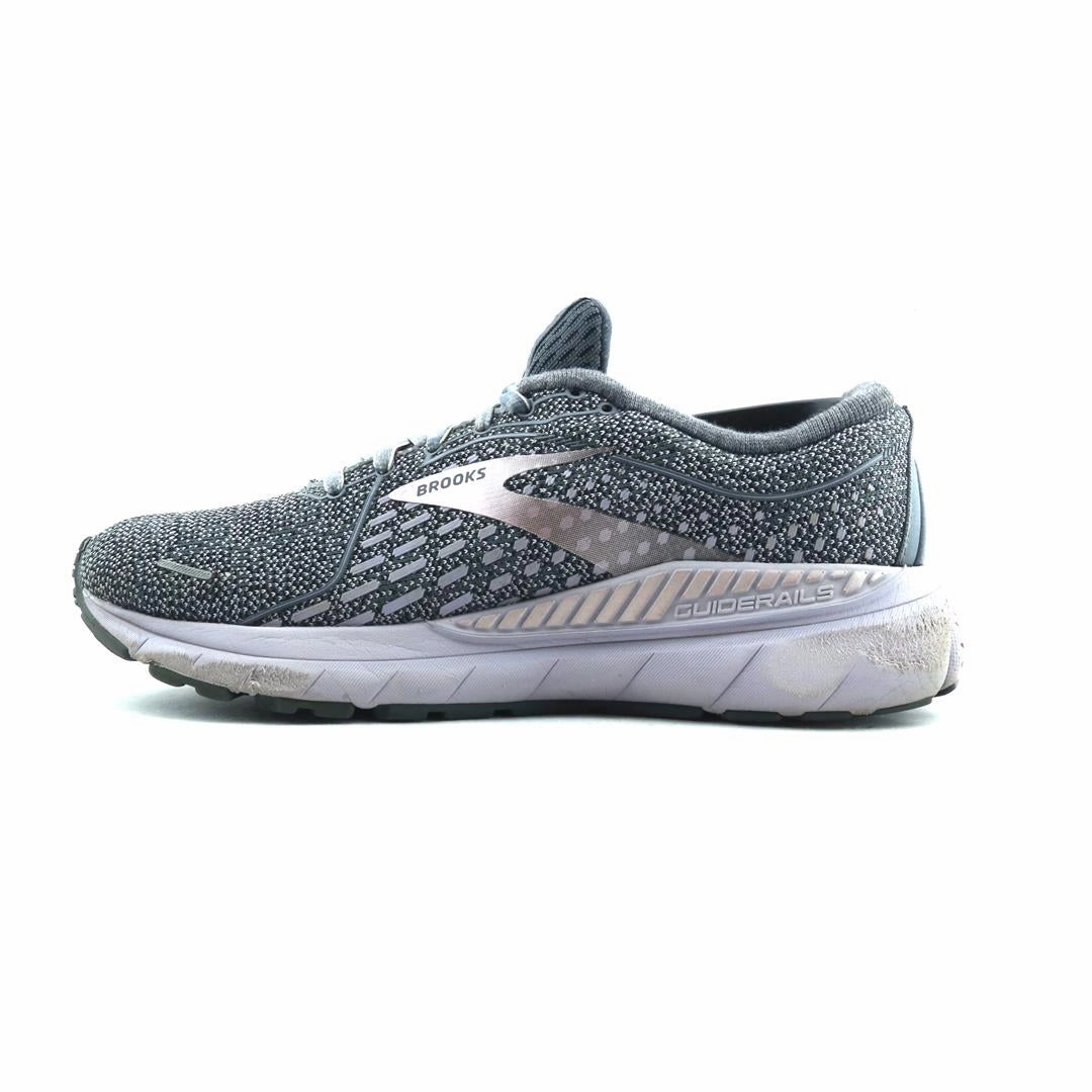 BROOKS ADRENALINE GTS 21 performance running shoe visuals