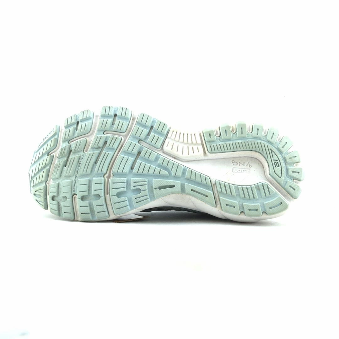 BROOKS ADRENALINE GTS 21 performance running shoe visuals