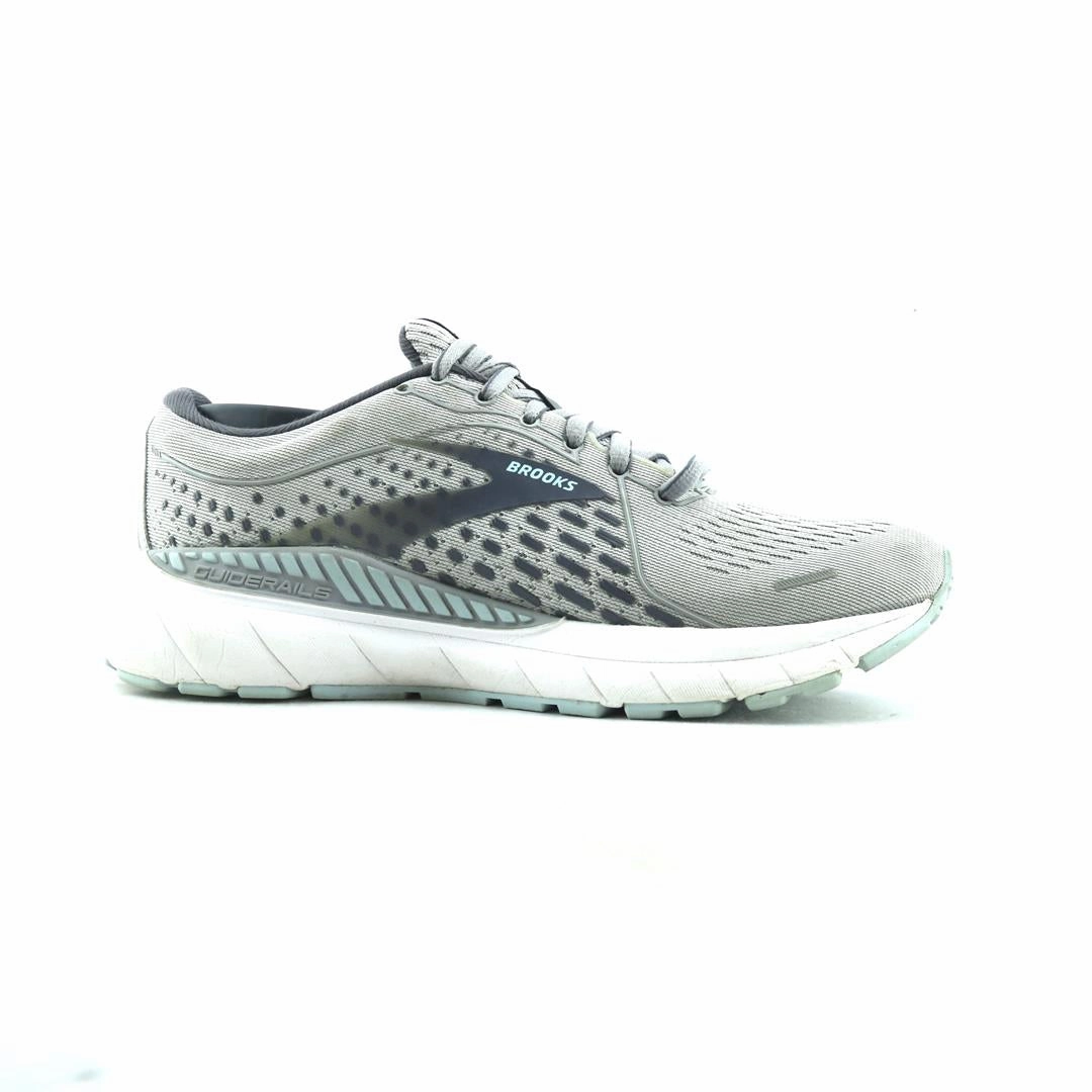 BROOKS ADRENALINE GTS 21 performance running shoe visuals
