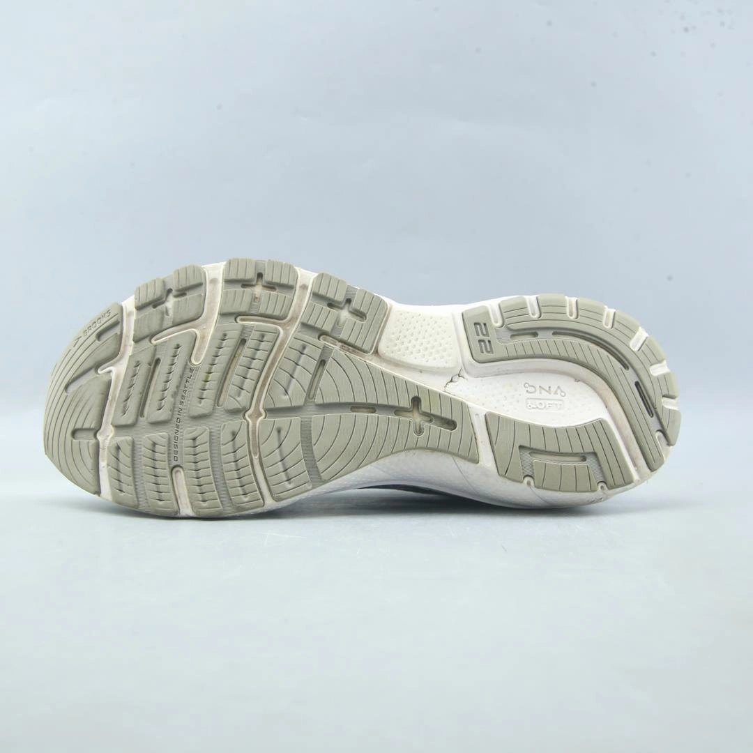 BROOKS ADRENALINE GTS 22 athletic Brooks shoe snapshots