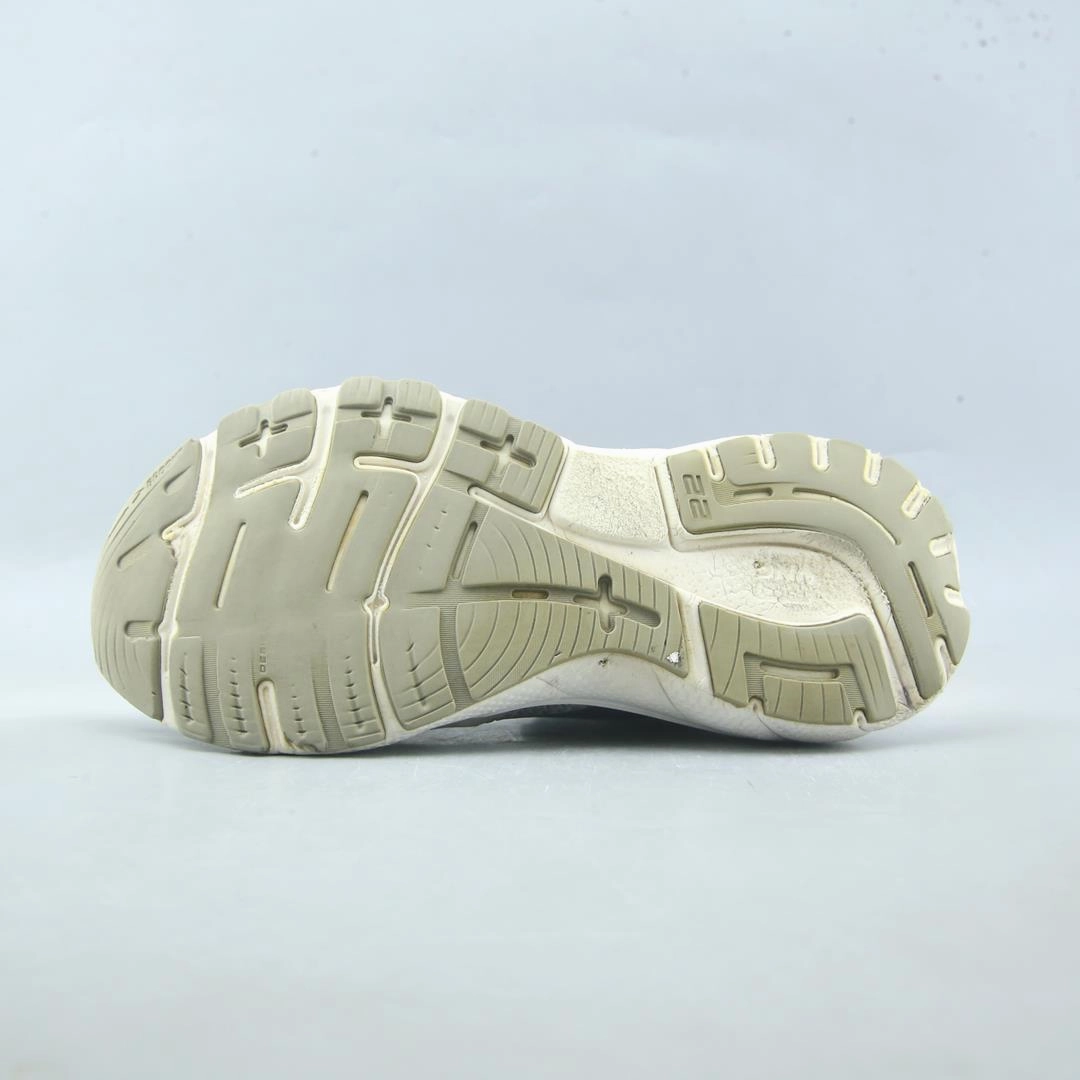 BROOKS ADRENALINE GTS 22 athletic Brooks shoe snapshots