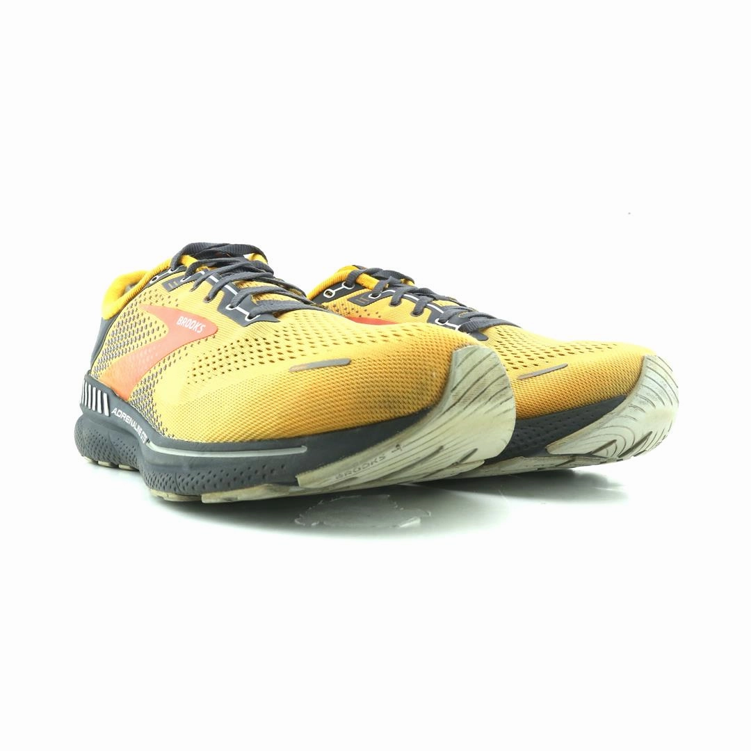 BROOKS ADRENALINE GTS 22 athletic Brooks shoe snapshots