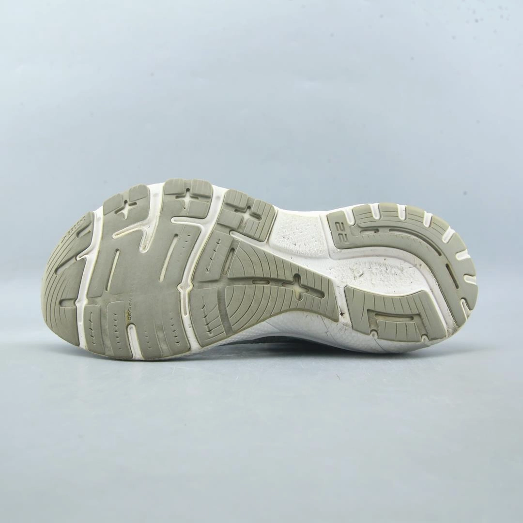 BROOKS ADRENALINE GTS 22 athletic Brooks shoe snapshots
