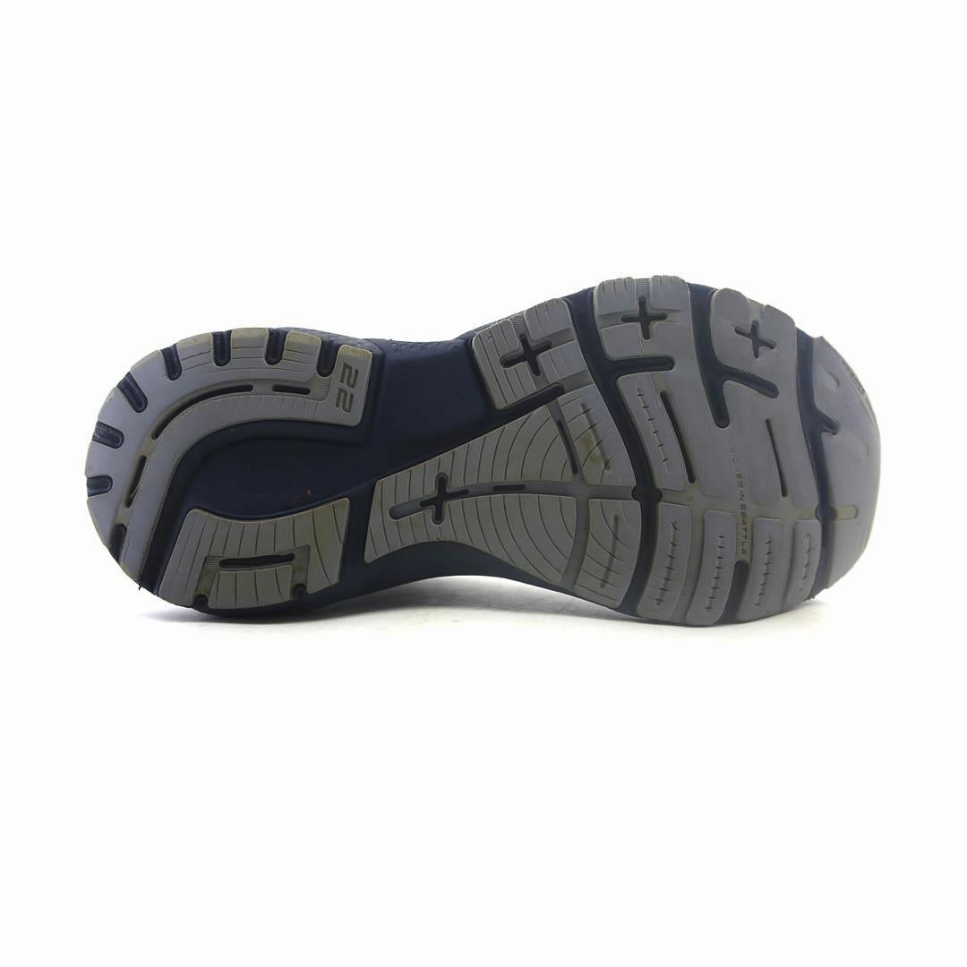 BROOKS ADRENALINE GTS 22 Brooks running footwear shots