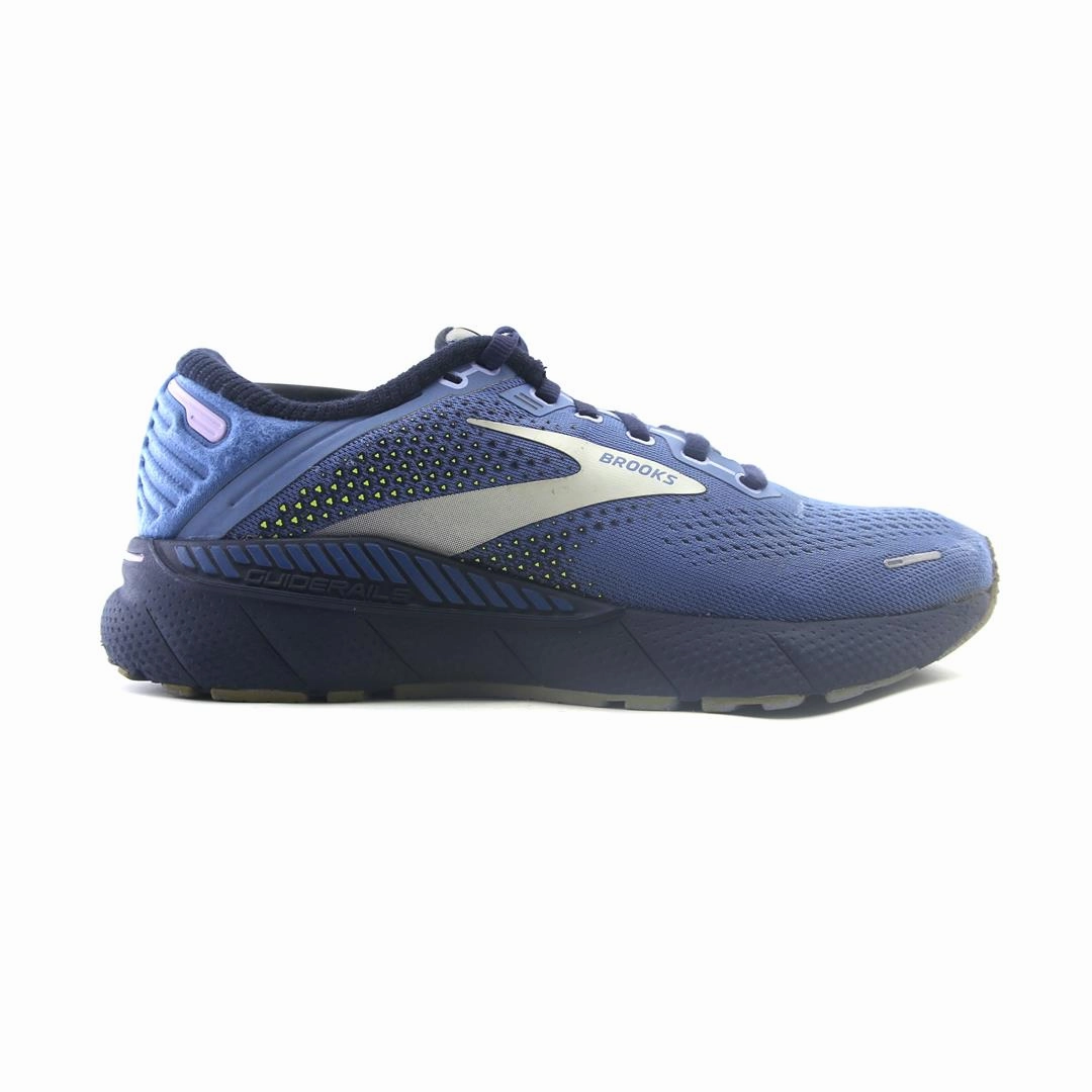 BROOKS ADRENALINE GTS 22 Brooks running footwear shots