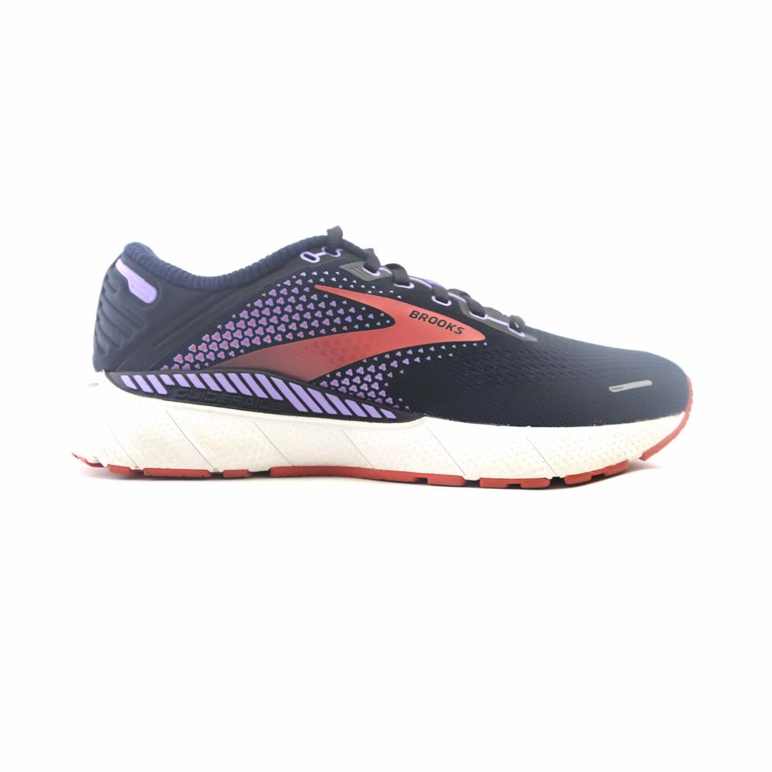 BROOKS ADRENALINE GTS 22 Brooks running footwear shots