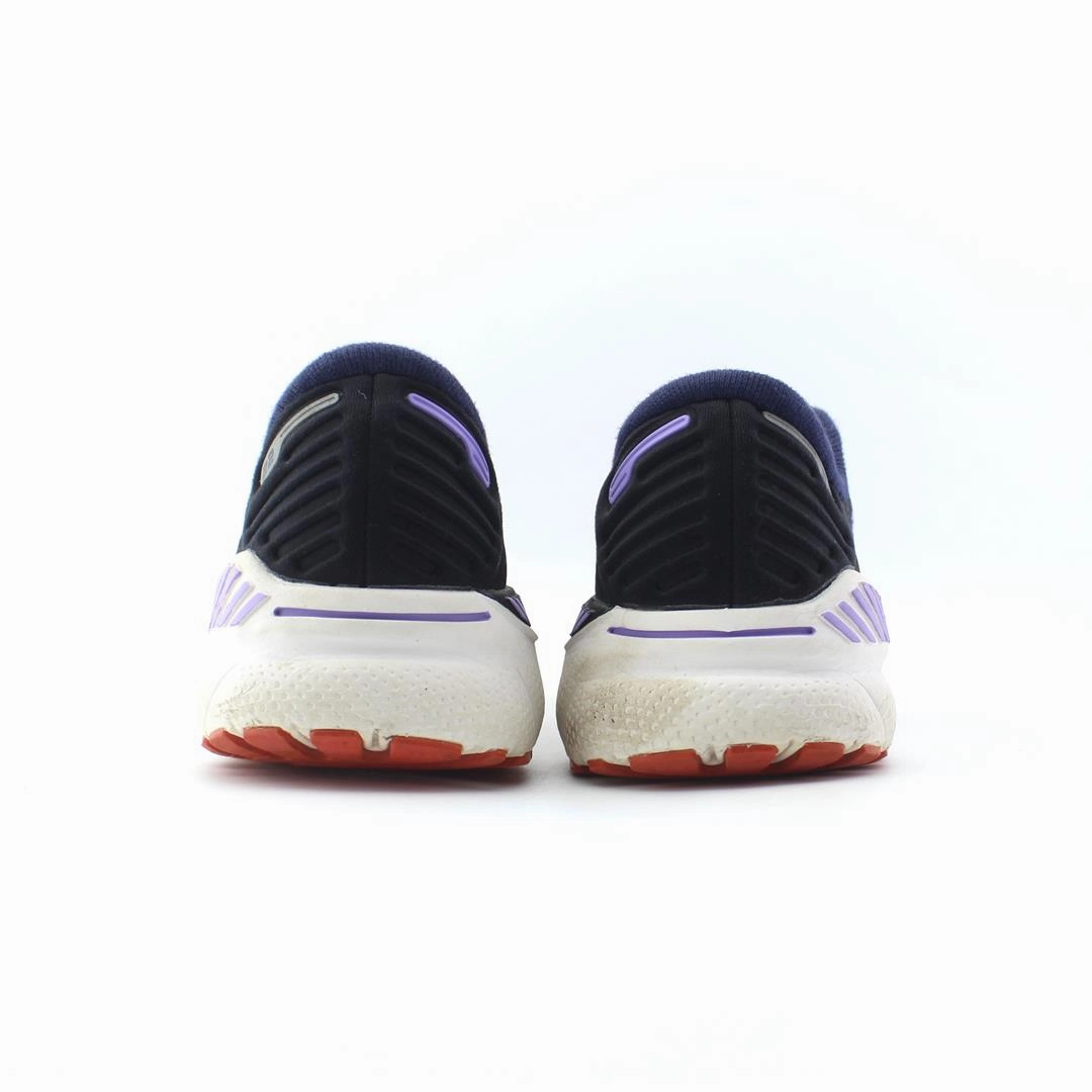 BROOKS ADRENALINE GTS 22 Brooks running footwear shots