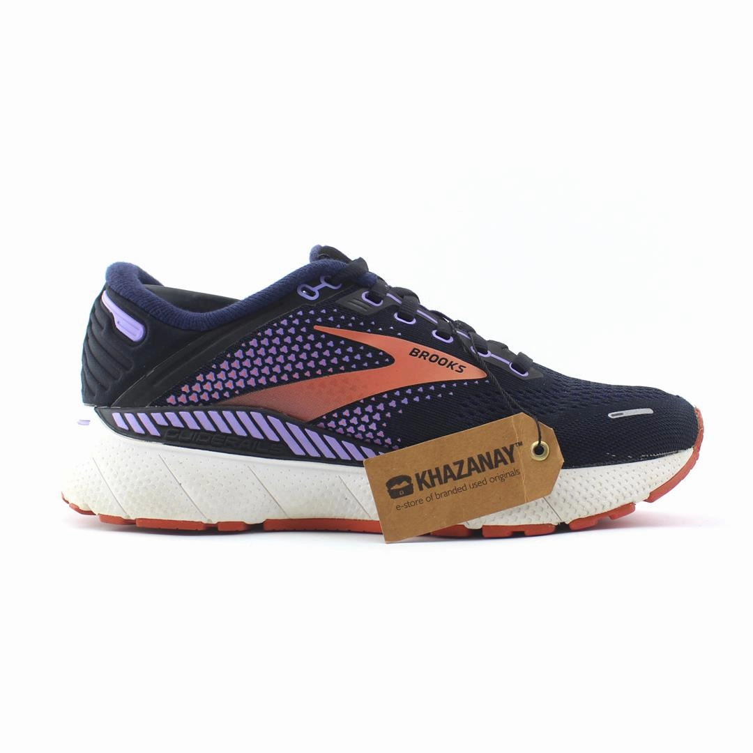 BROOKS ADRENALINE GTS 22 Brooks running footwear shots