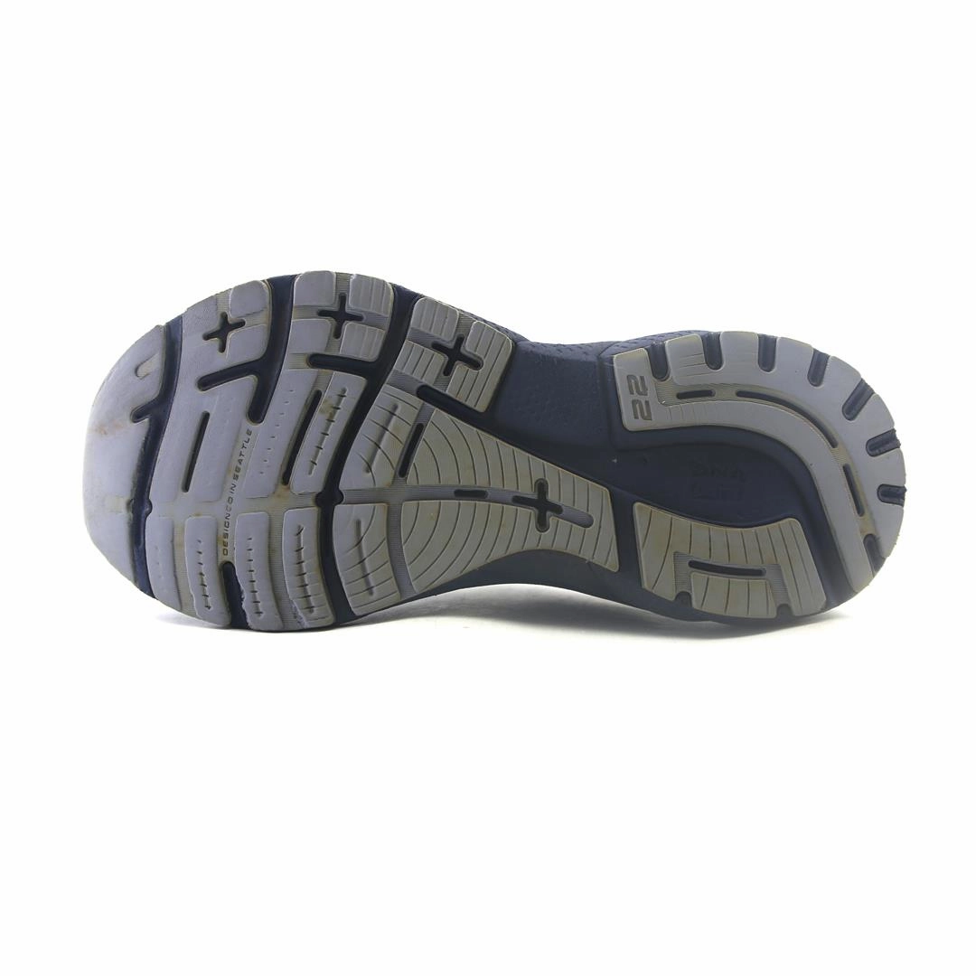 BROOKS ADRENALINE GTS 22 Brooks running footwear shots