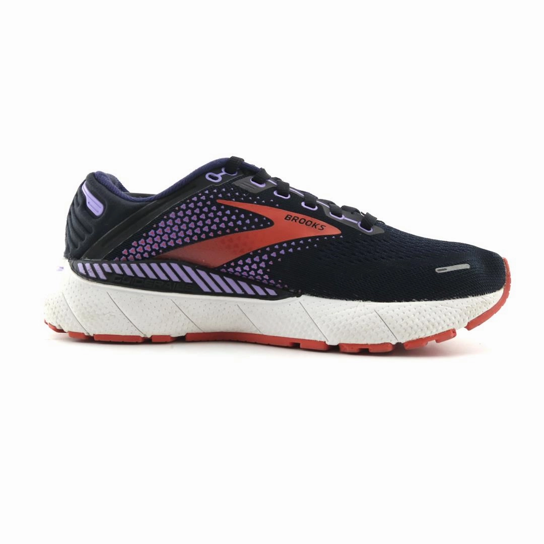BROOKS ADRENALINE GTS 22 Brooks running shoe close-ups