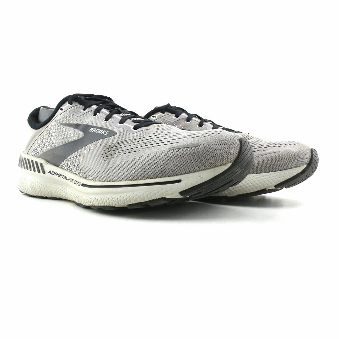BROOKS ADRENALINE GTS 22 Brooks running shoe close-ups